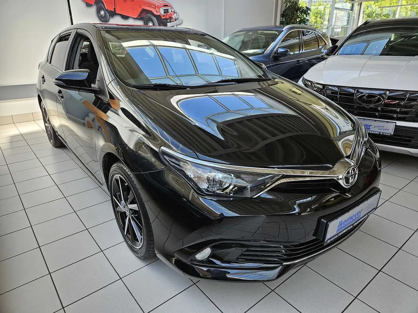 Toyota Auris 1.2 Edition S Sitzheizung 17 Zoll Alu Rückfahrkame Negro - 2