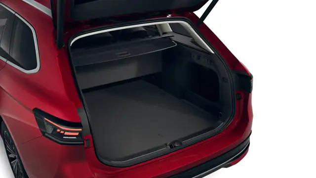 Volkswagen Passat view 8