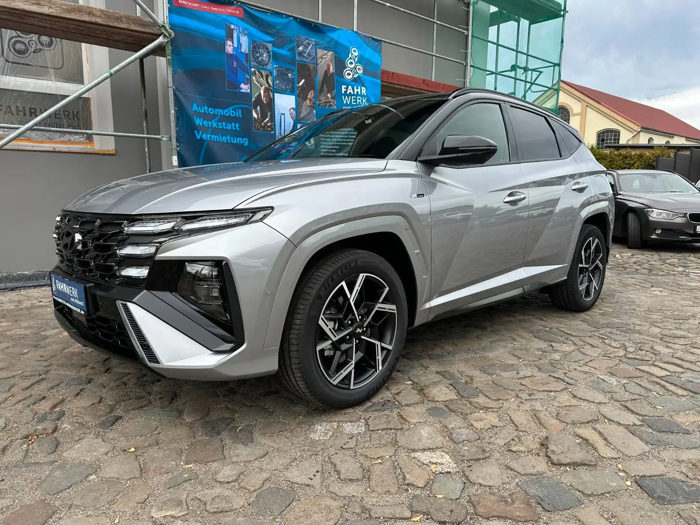 Hyundai TUCSON 1.6 T-GDi HEV 4WD N Line 215 PS Matrix Argent - 2