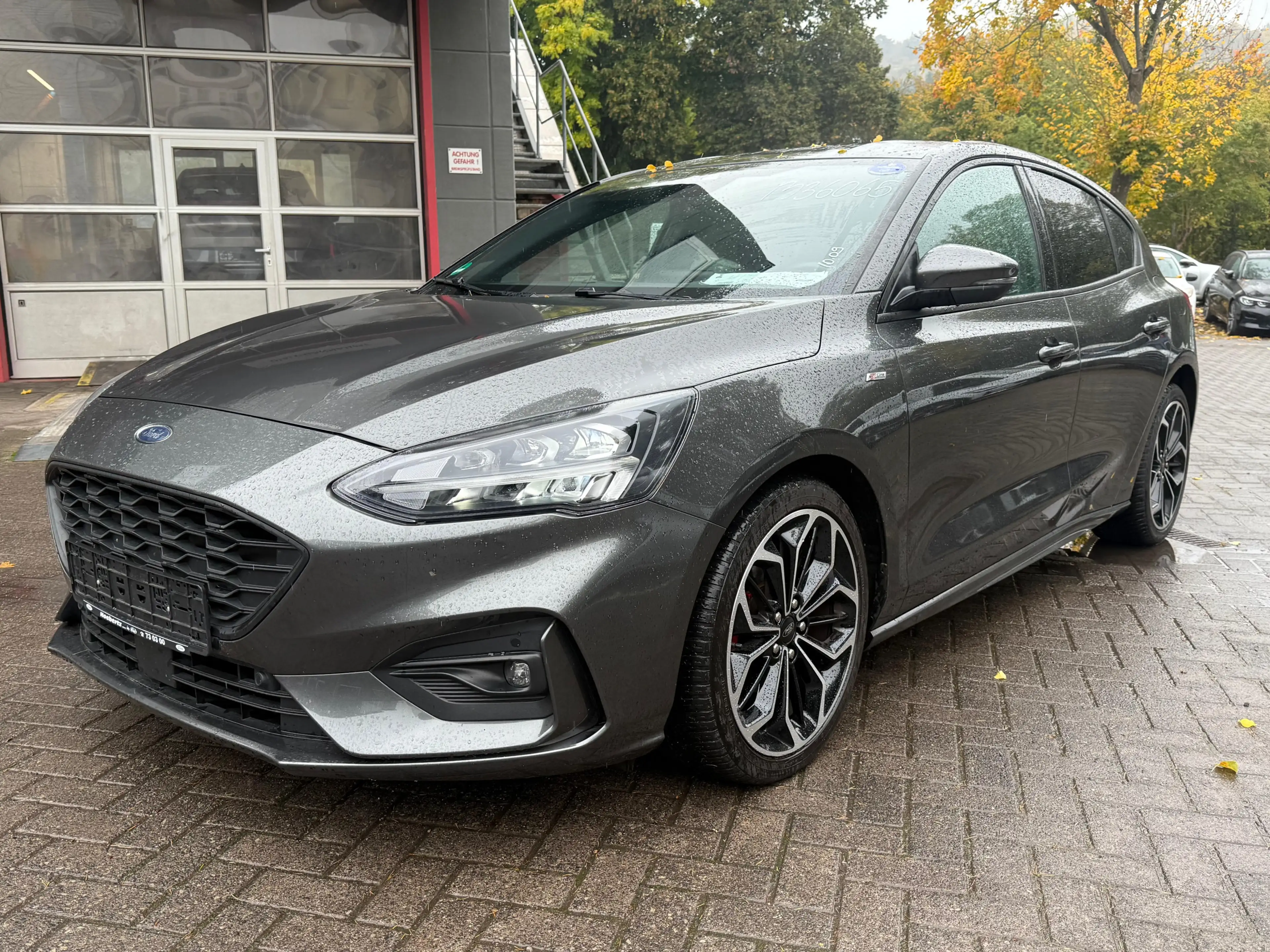 Ford Focus 1.5 EB Limo Aut ST-Line X VIRT+LED+SHZ+KAM — photo 2