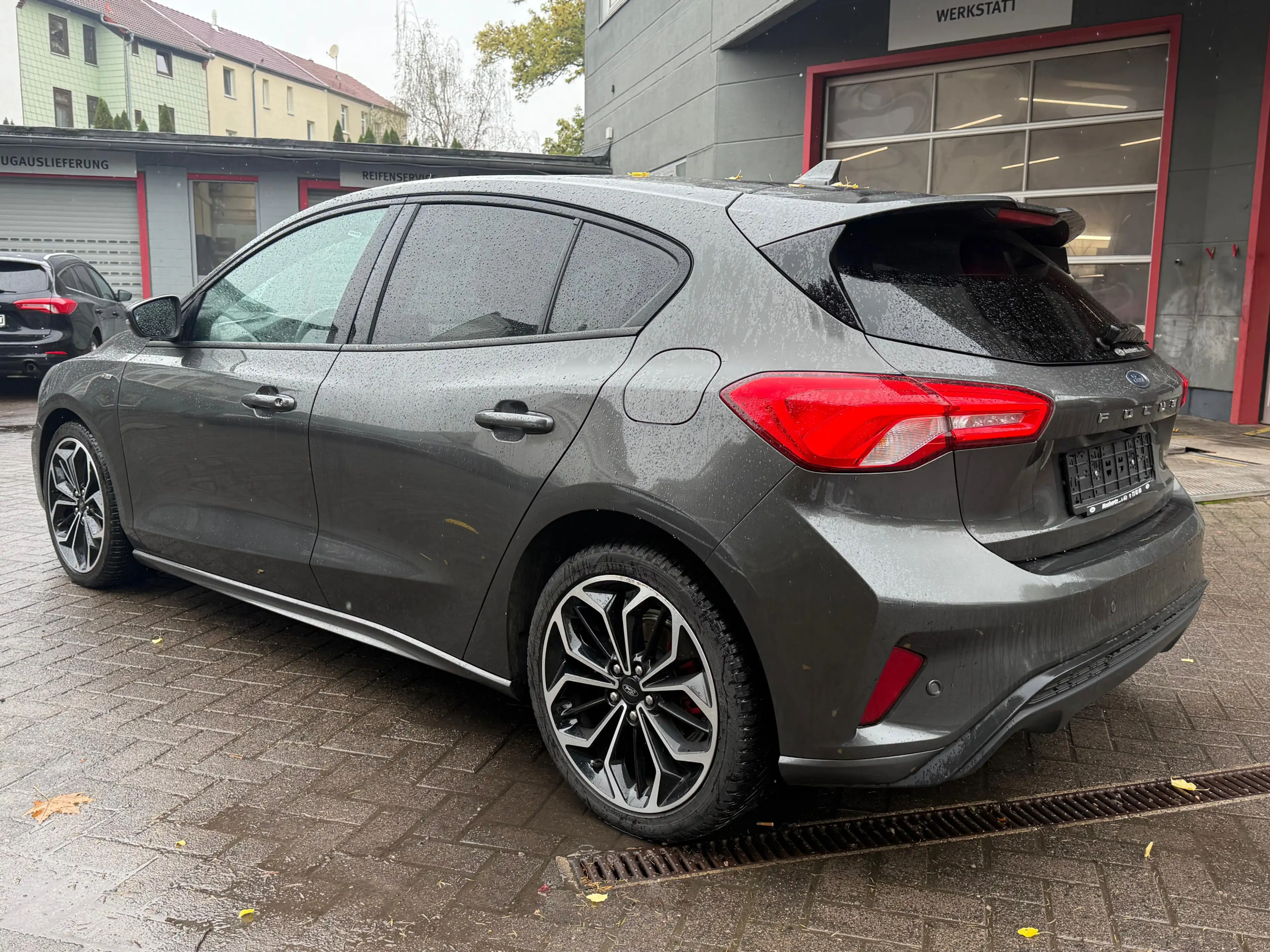 Ford Focus 1.5 EB Limo Aut ST-Line X VIRT+LED+SHZ+KAM — photo 4
