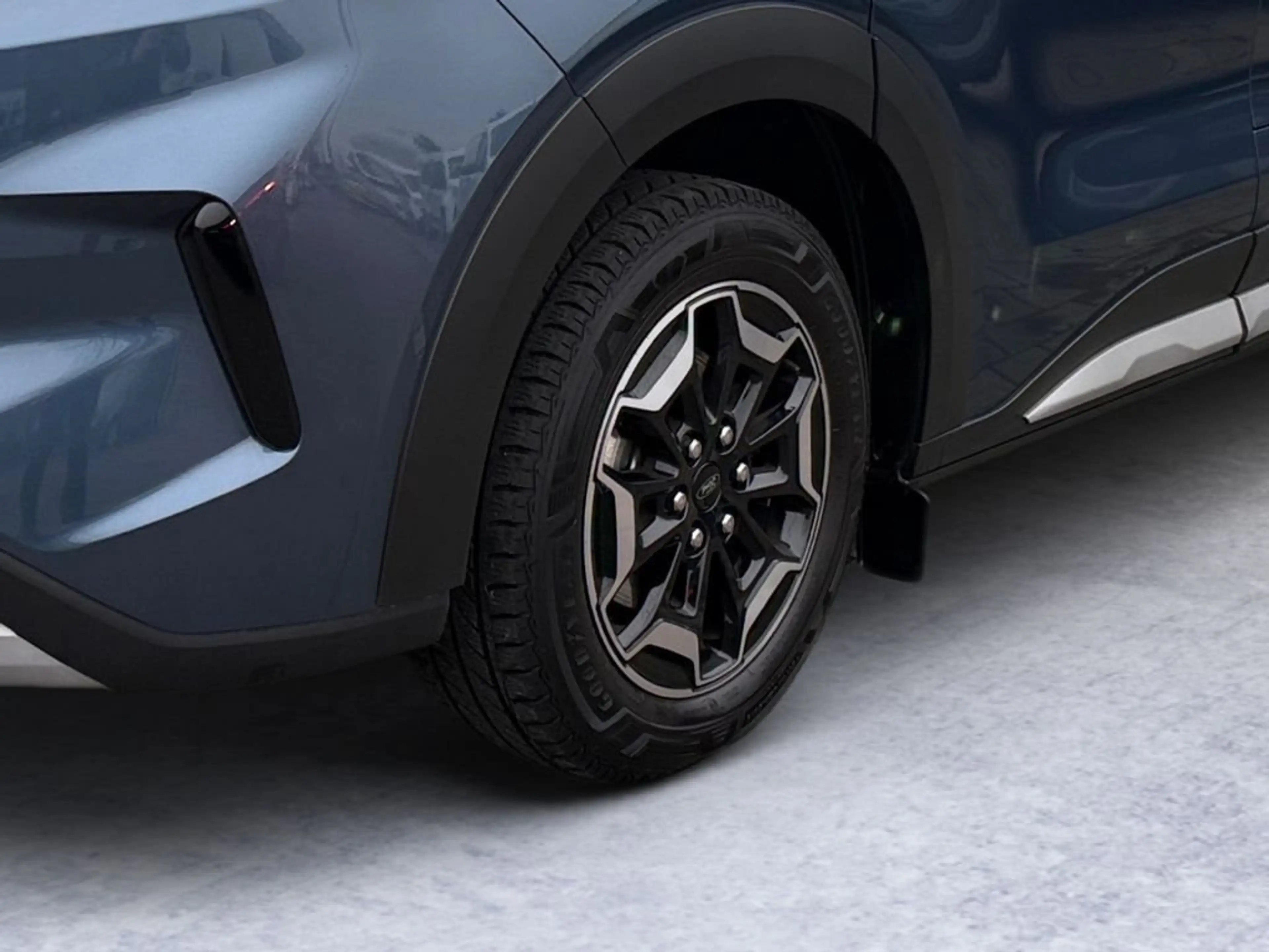 Ford Tourneo Custom L1 Active AHK Navi LED Ausstellf. — photo 6