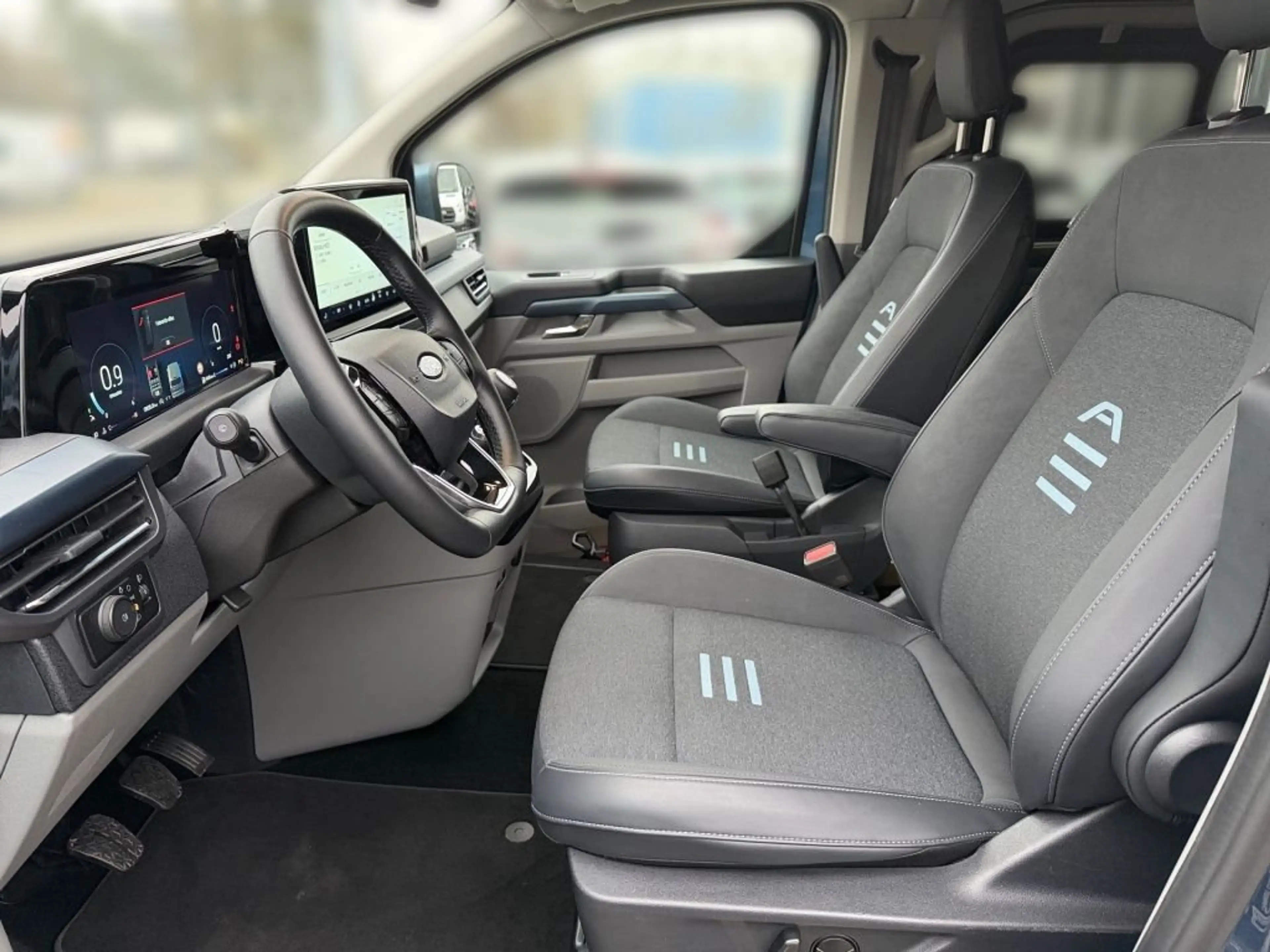 Ford Tourneo Custom L1 Active AHK Navi LED Ausstellf. — photo 9