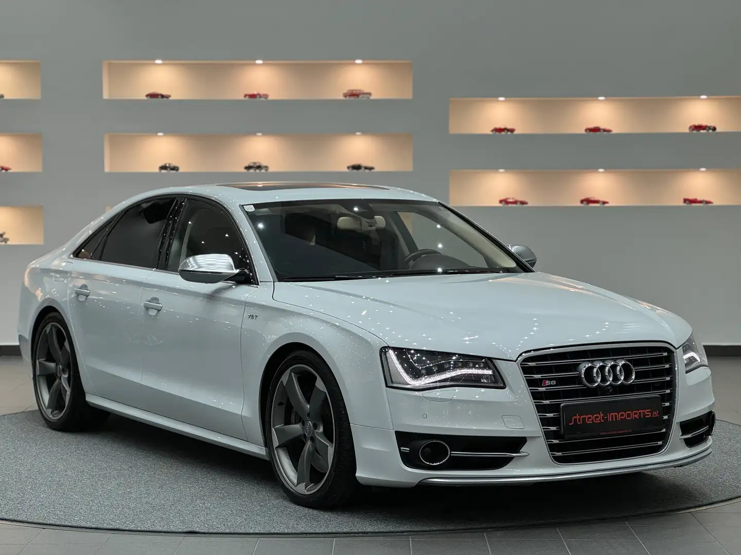 Audi S8 4.0TFSI*Design Selection*Standheizung*Schiebedach* Blanco - 2