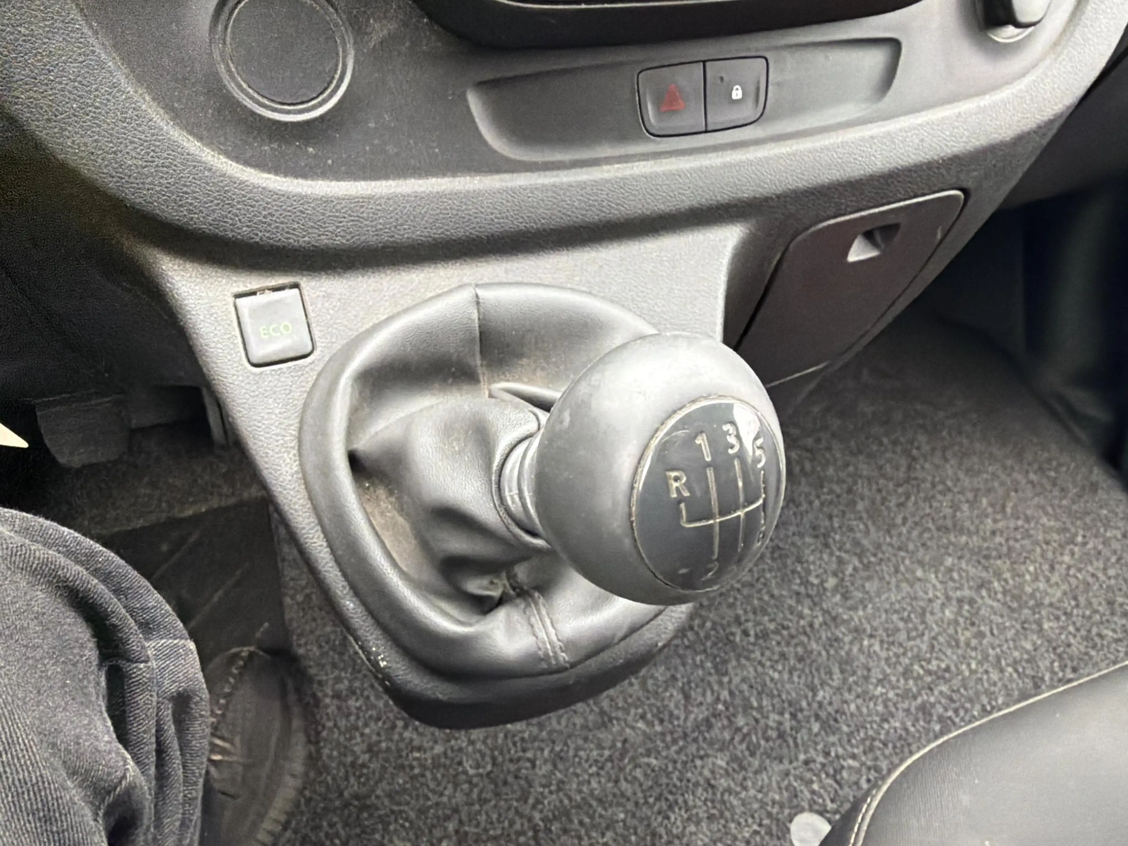 Renault Trafic 1.6 dCi T29 L1H1 Comfort | € 4.450,- NETTO! | Euro — photo 14