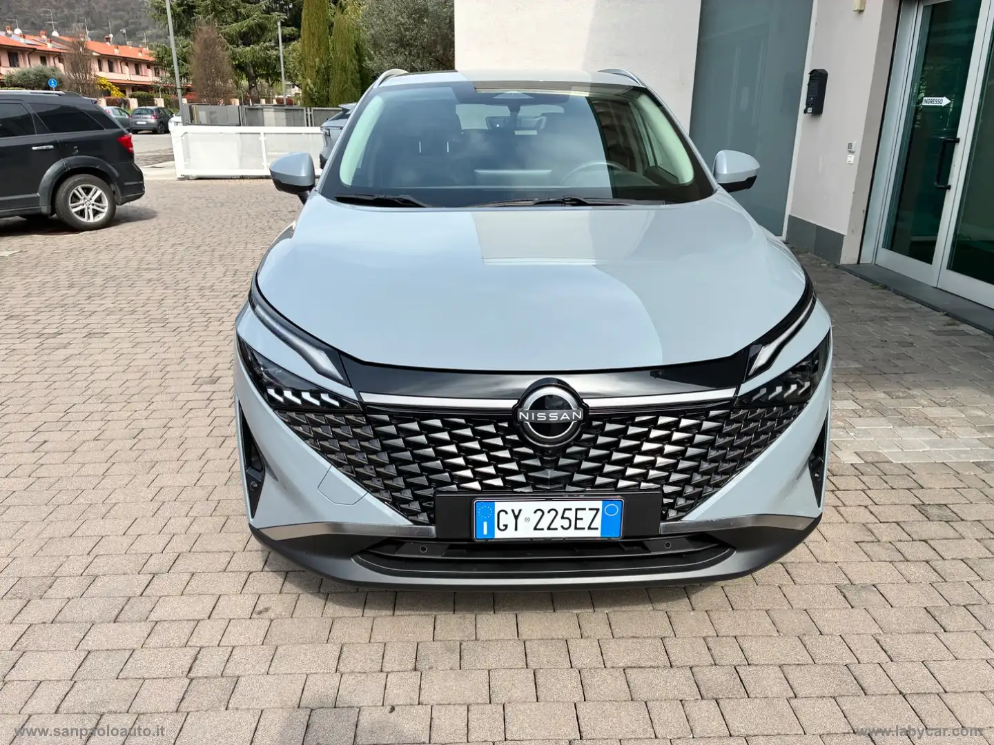 Nissan Qashqai MHEV 140 CV N-Connecta Grau - 2