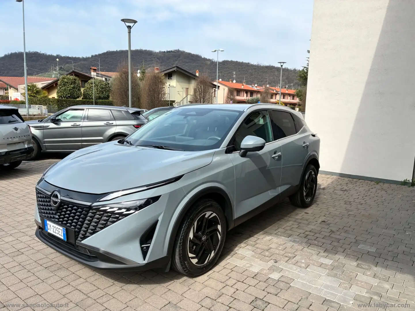 Nissan Qashqai MHEV 140 CV N-Connecta Grau - 1