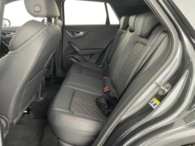 Audi Q2 view 11