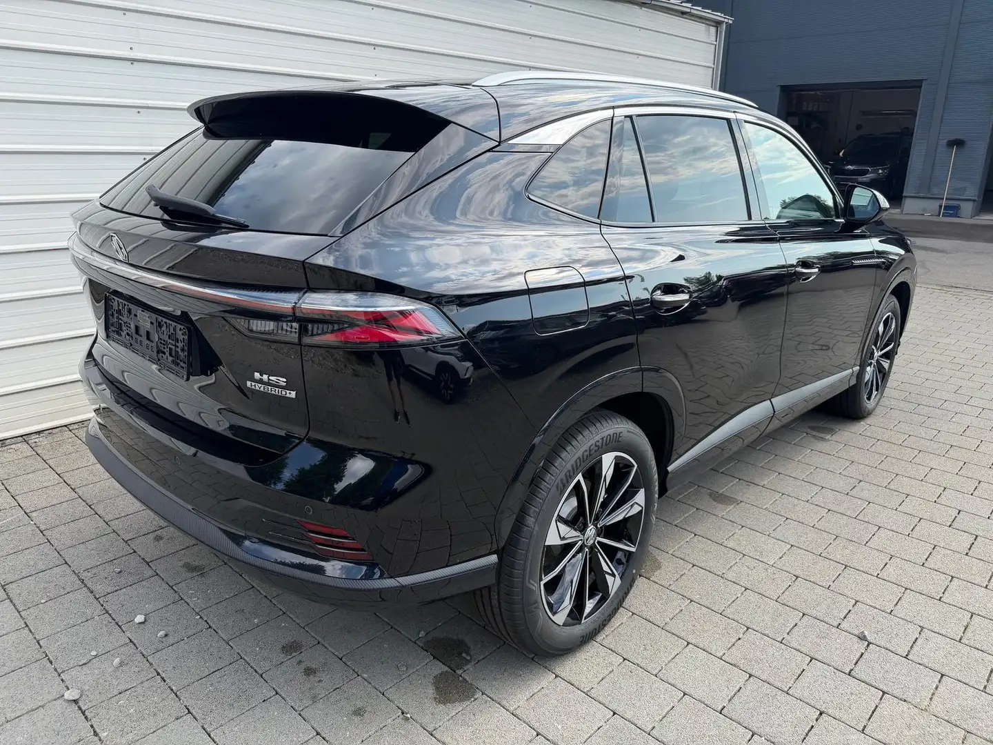 MG HS Luxury HEV+ 224PS Android Auto*Navi*SHZ*360° Ka... Schwarz - 2
