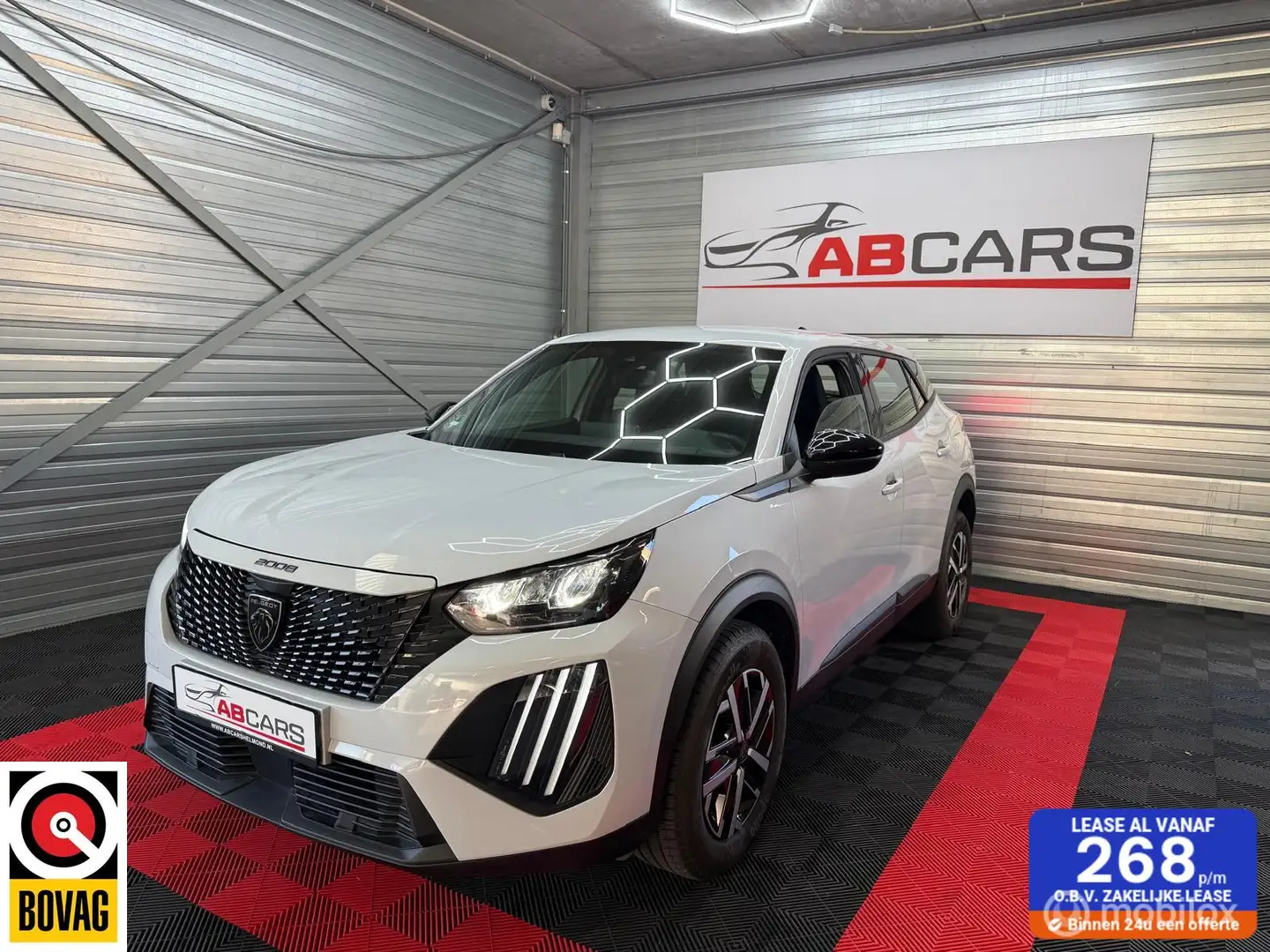 Peugeot 2008 1.2 PureTech 100 Active Blanc - 1