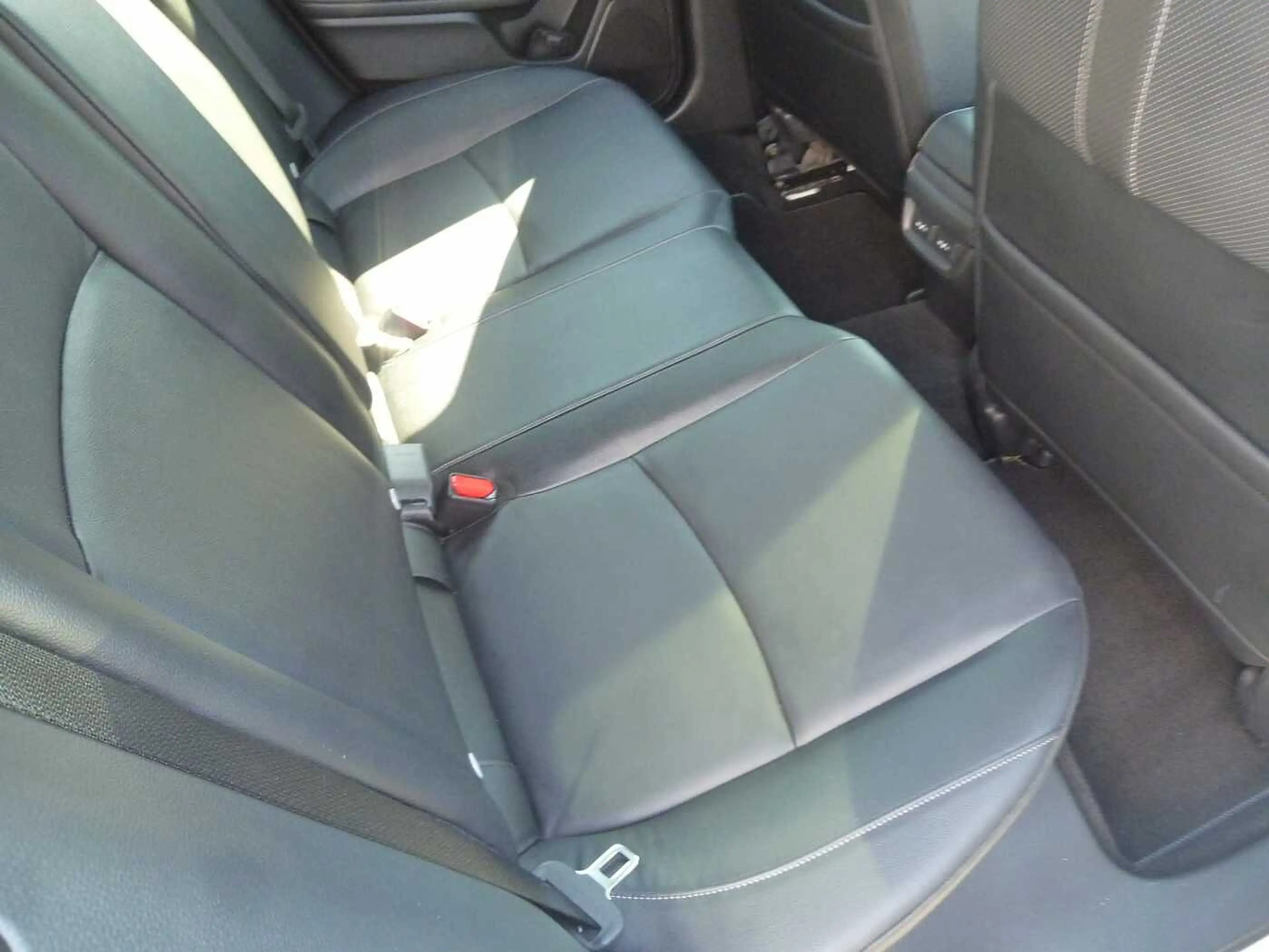 Honda Civic 1.5 i-VTEC Turbo Prestige — photo 6