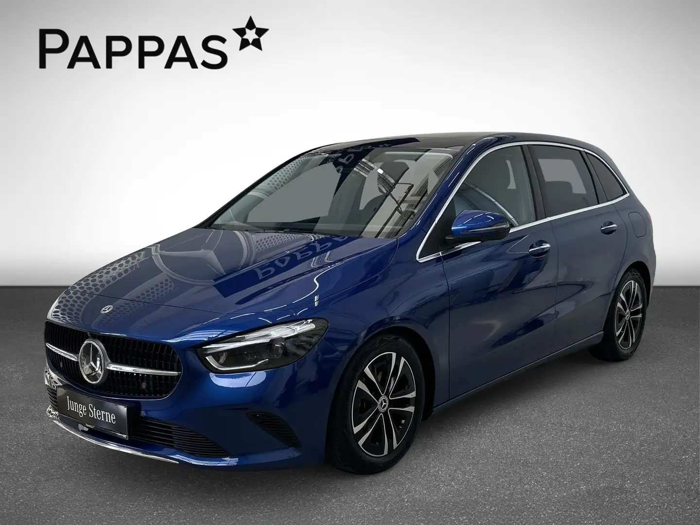 Mercedes-Benz B 220 4MATIC Distr PTS Navi Pano Wide Cam LED Blauw - 2