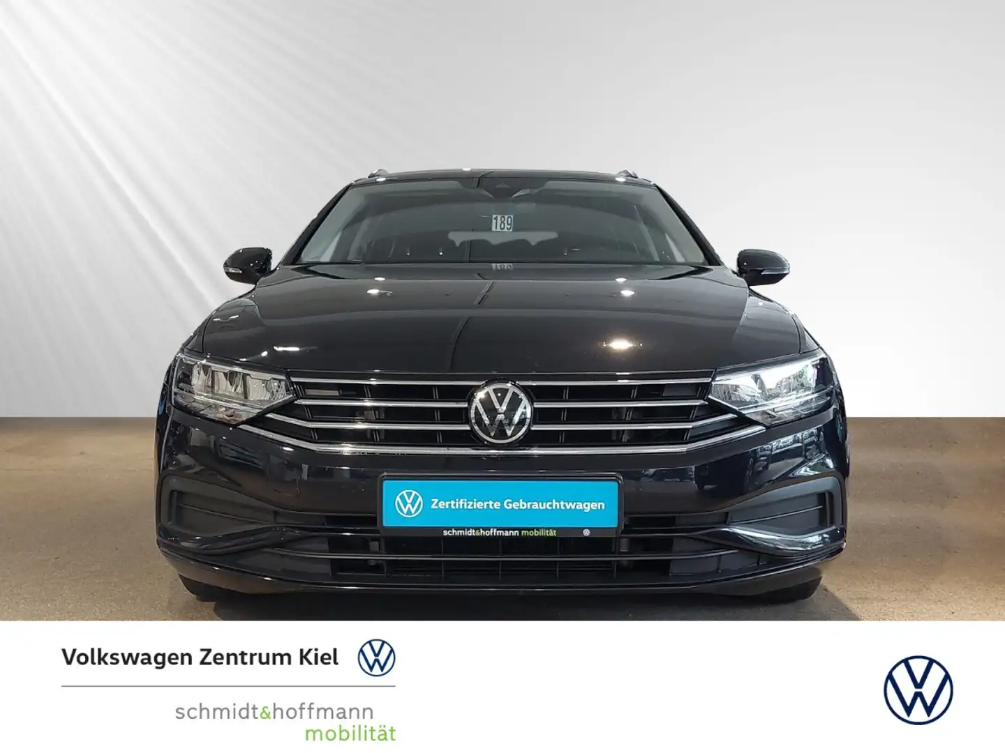 Volkswagen Passat Variant Basis 2.0 TDI NAVI+AHK+SITZHZ+ACC Klima Navi Negro - 2