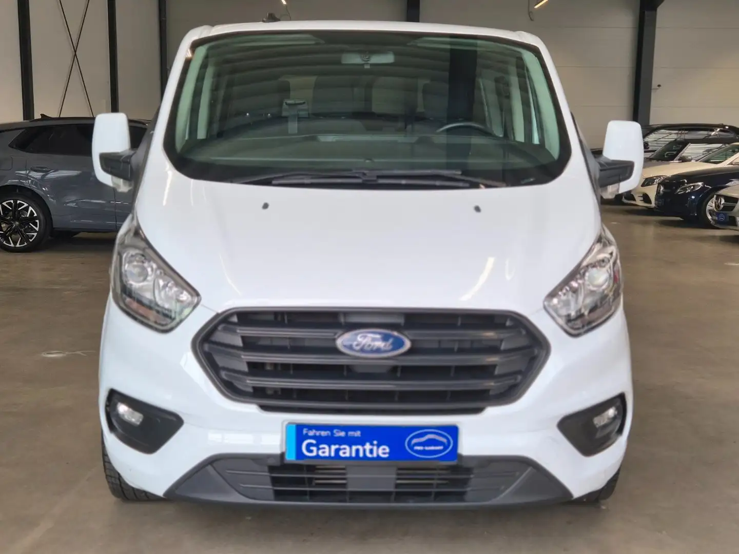 Ford Tourneo Custom TOURNEO CUSTOM KLIMA TEMPOMAT AHK 9-SITZER Weiß - 2