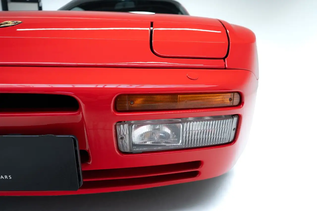 Porsche 944 TURBO, foto 10