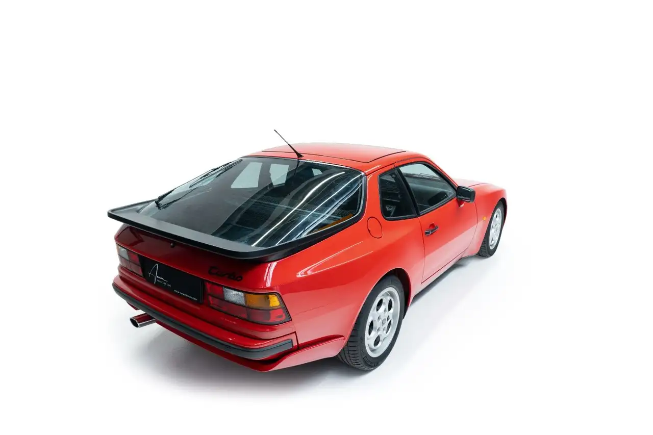 Porsche 944 TURBO, foto 5