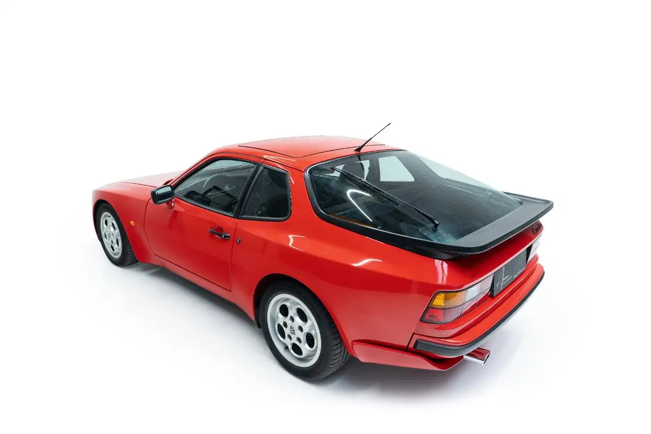 Porsche 944 TURBO, foto 3