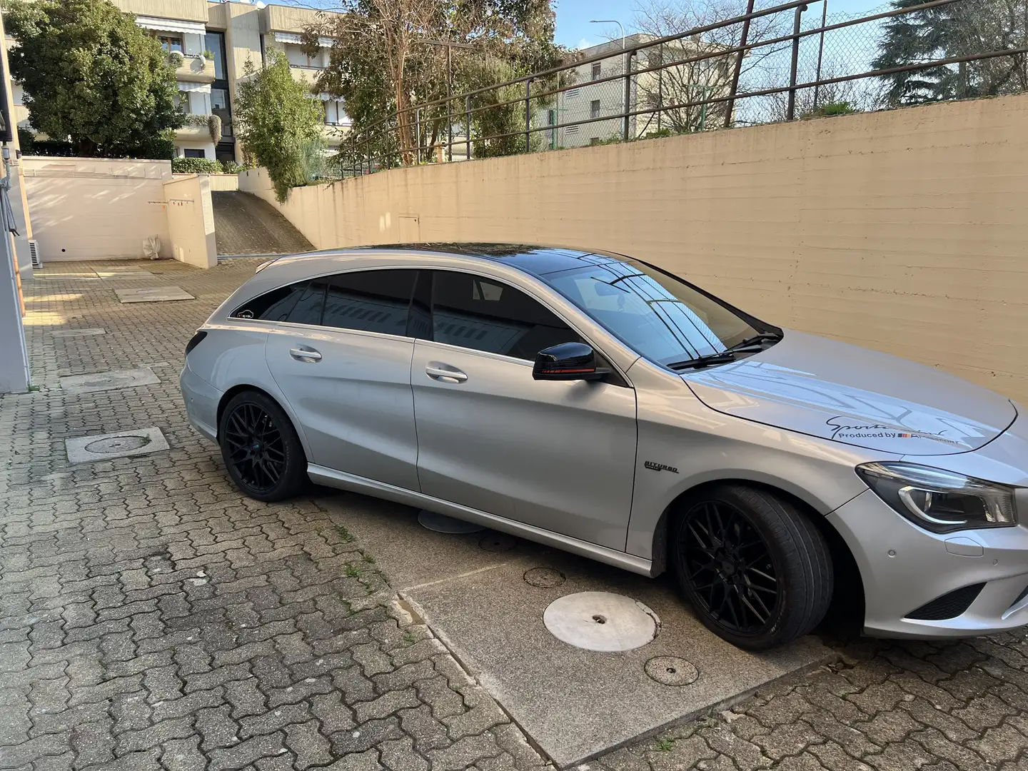 Mercedes-Benz CLA 220 Shooting Brake d Sport Night auto - 2