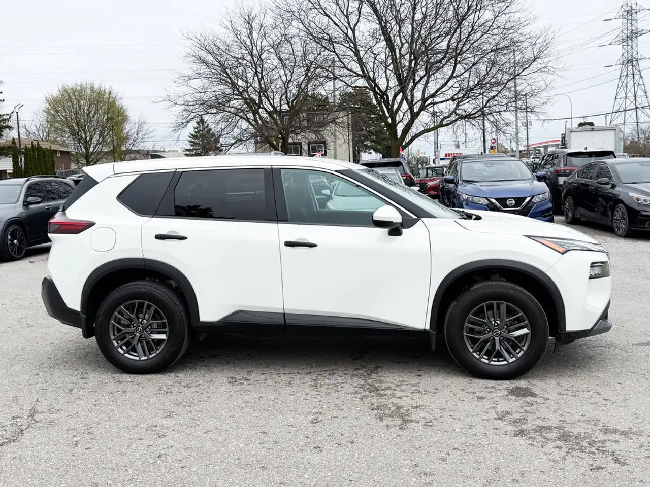 Nissan Rogue снимка Nissan Rogue