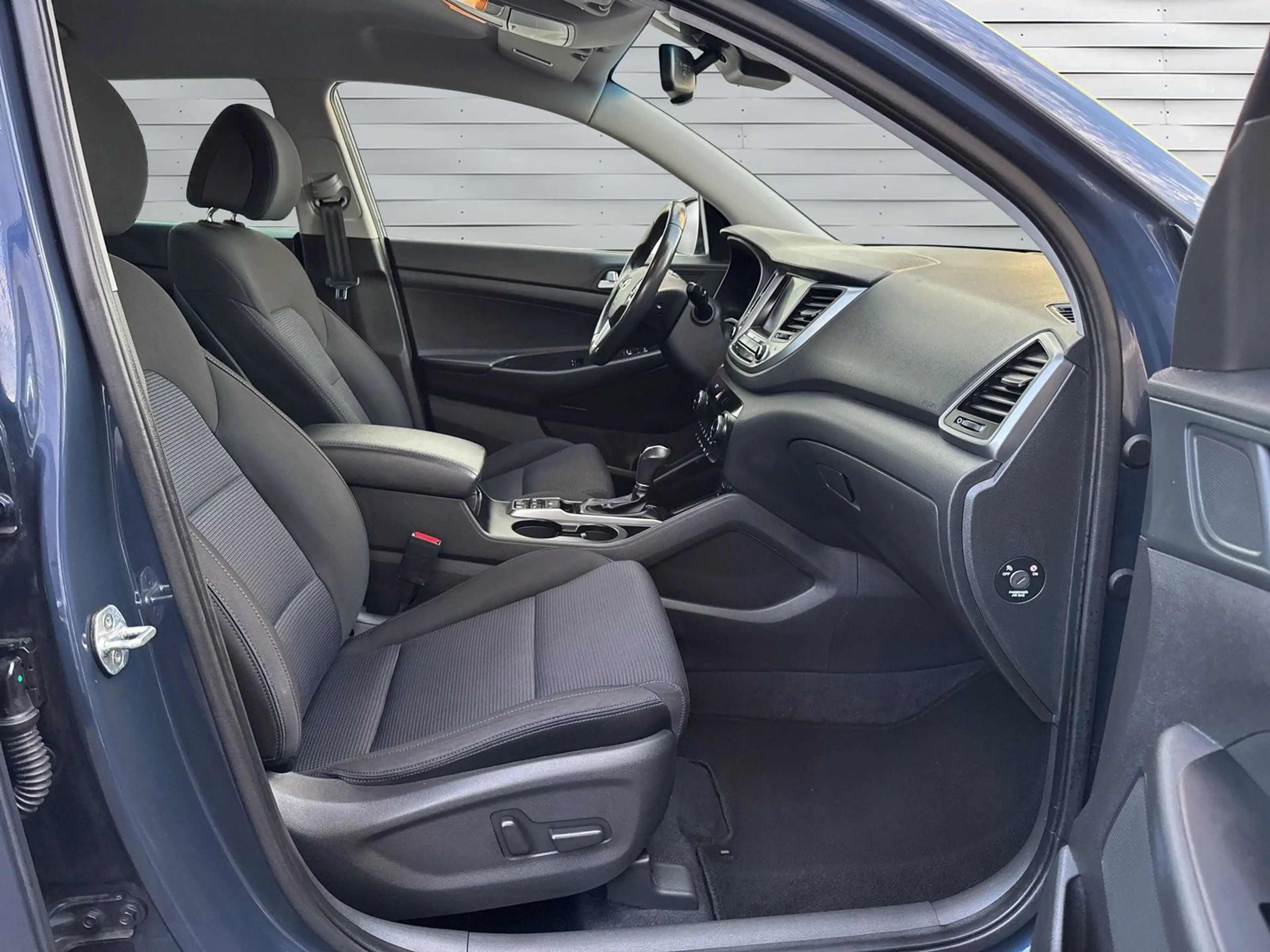 Hyundai TUCSON Premium 4WD AUTOMATIK*NAVI*KAMERA*AHK*XEN — photo 12