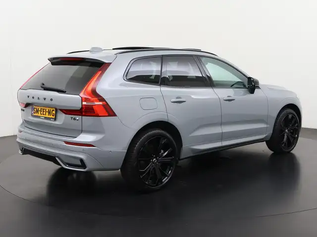 Volvo XC60 view 4