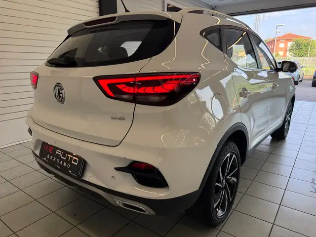 MG ZS view 6