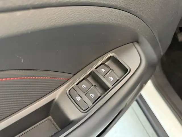 MG ZS view 25