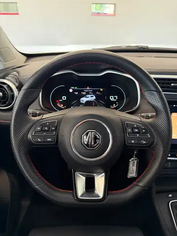 MG ZS view 14