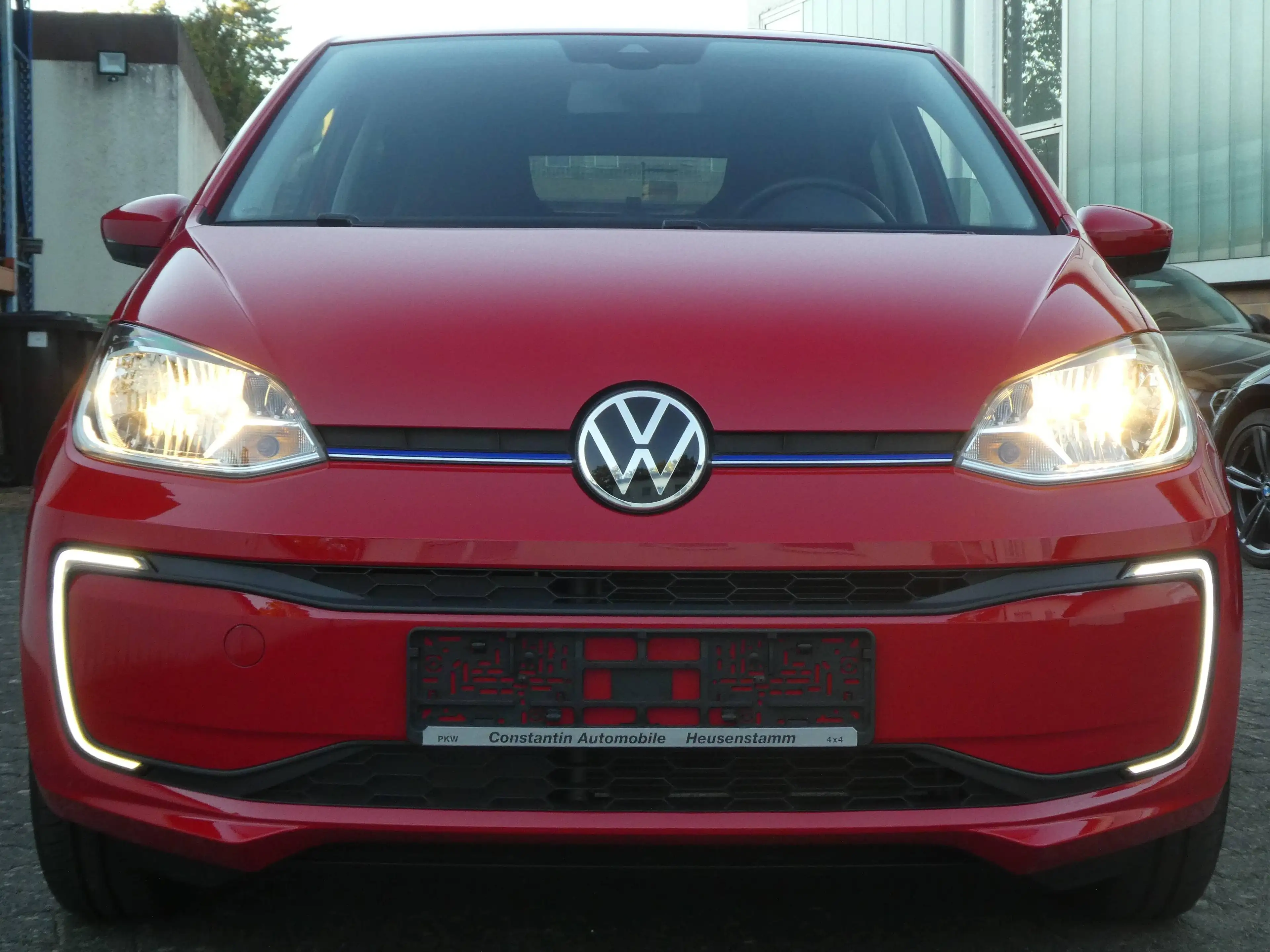Volkswagen e-up! UNITED 5-Türer 1-Hand KAM SITZH TEMP Garantie — photo 7