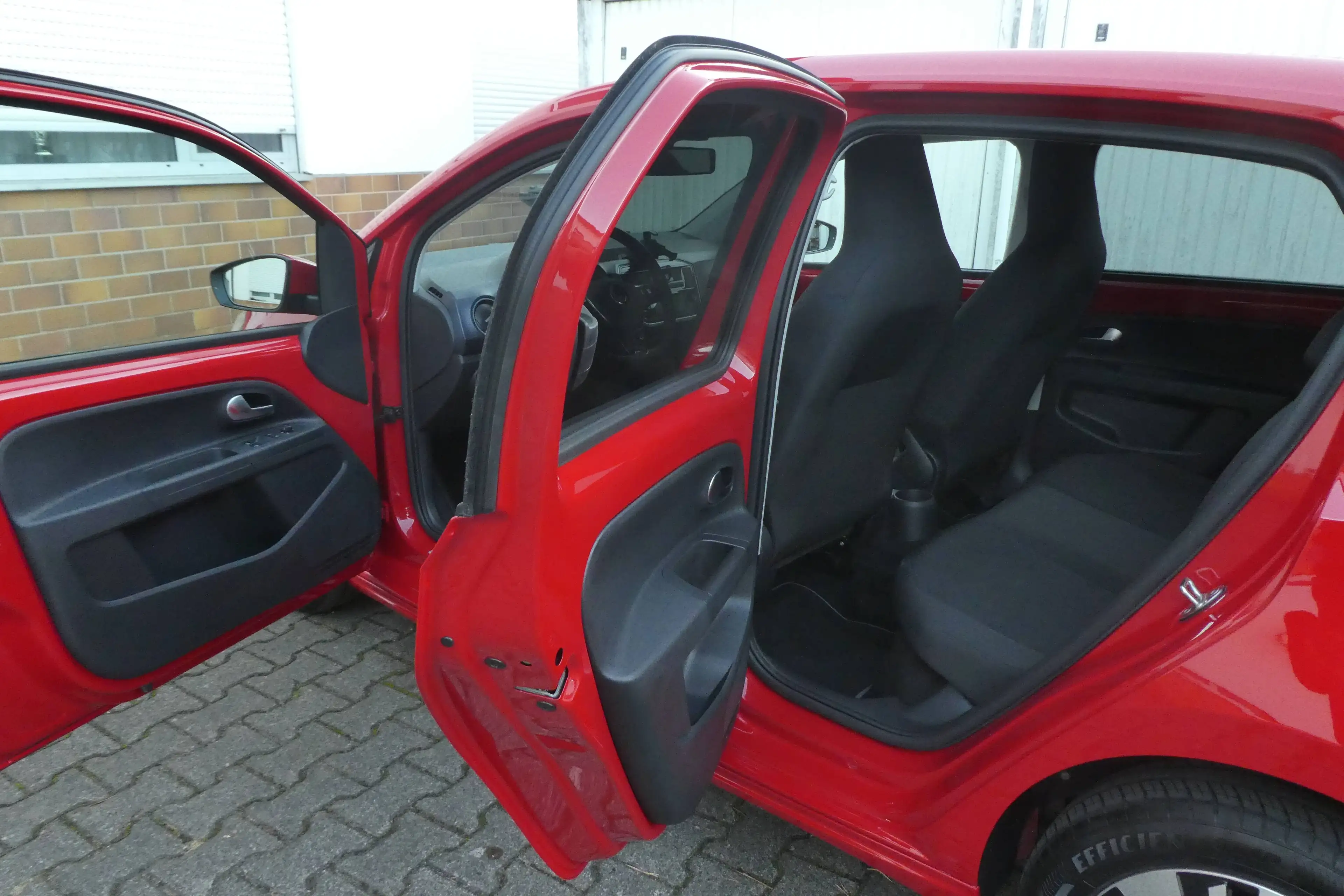 Volkswagen e-up! UNITED 5-Türer 1-Hand KAM SITZH TEMP Garantie — photo 10