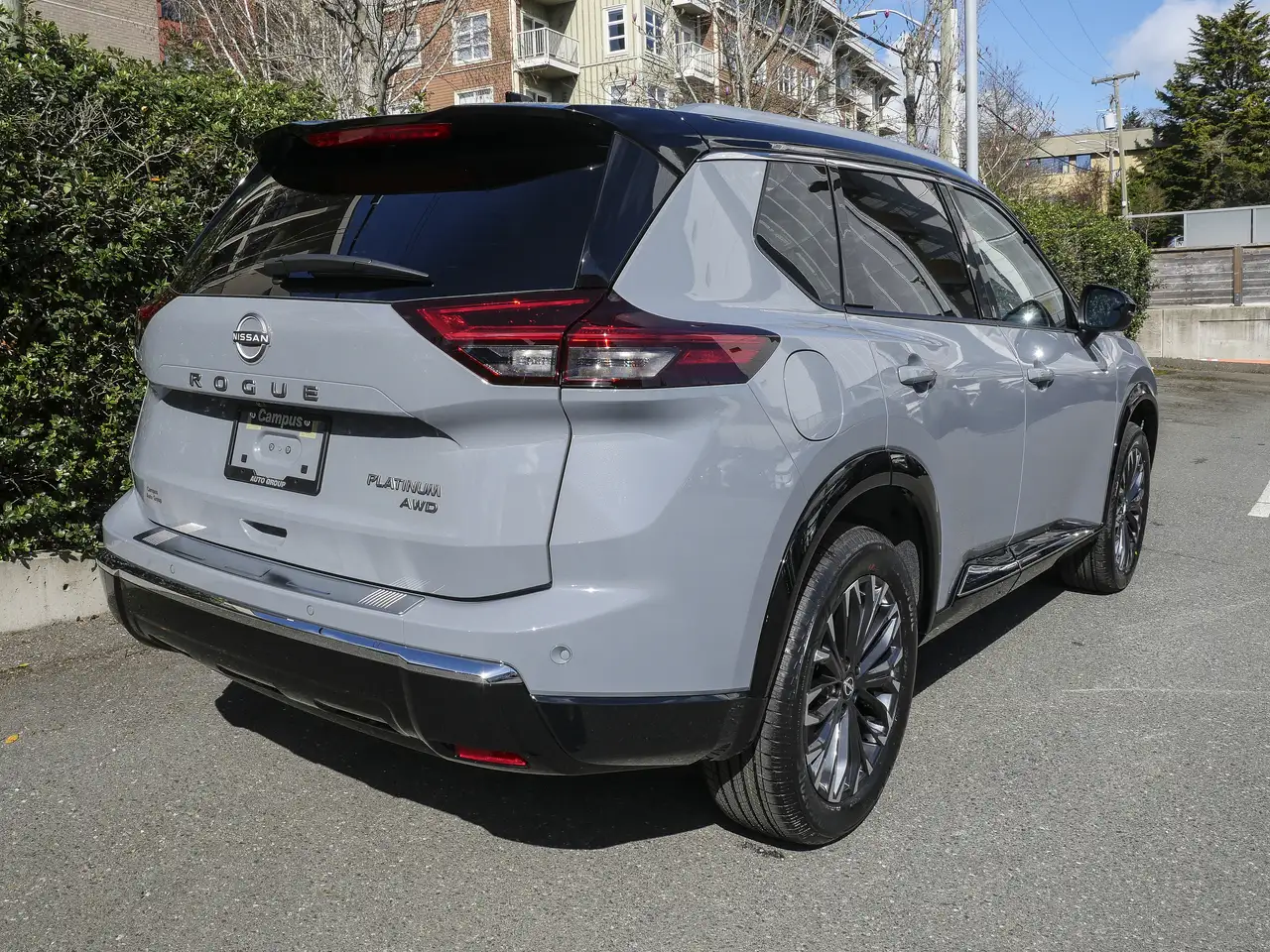 Nissan Rogue снимка Nissan Rogue