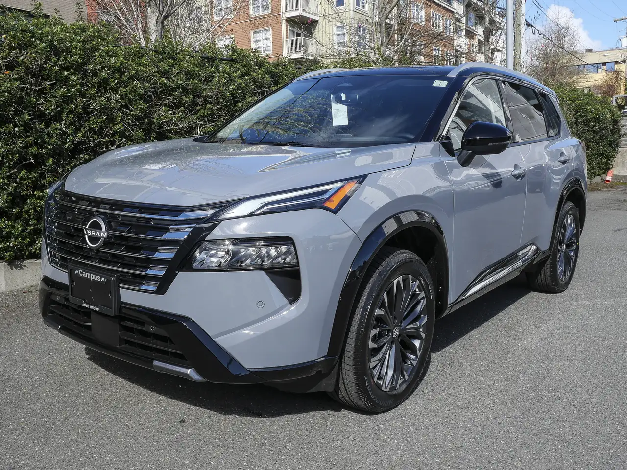 Nissan Rogue снимка Nissan Rogue