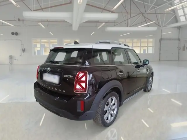 Mini Countryman view 4