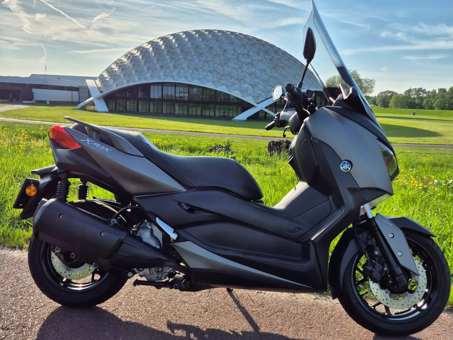 Yamaha X-Max 300 Xmax 300 Šedá - 1