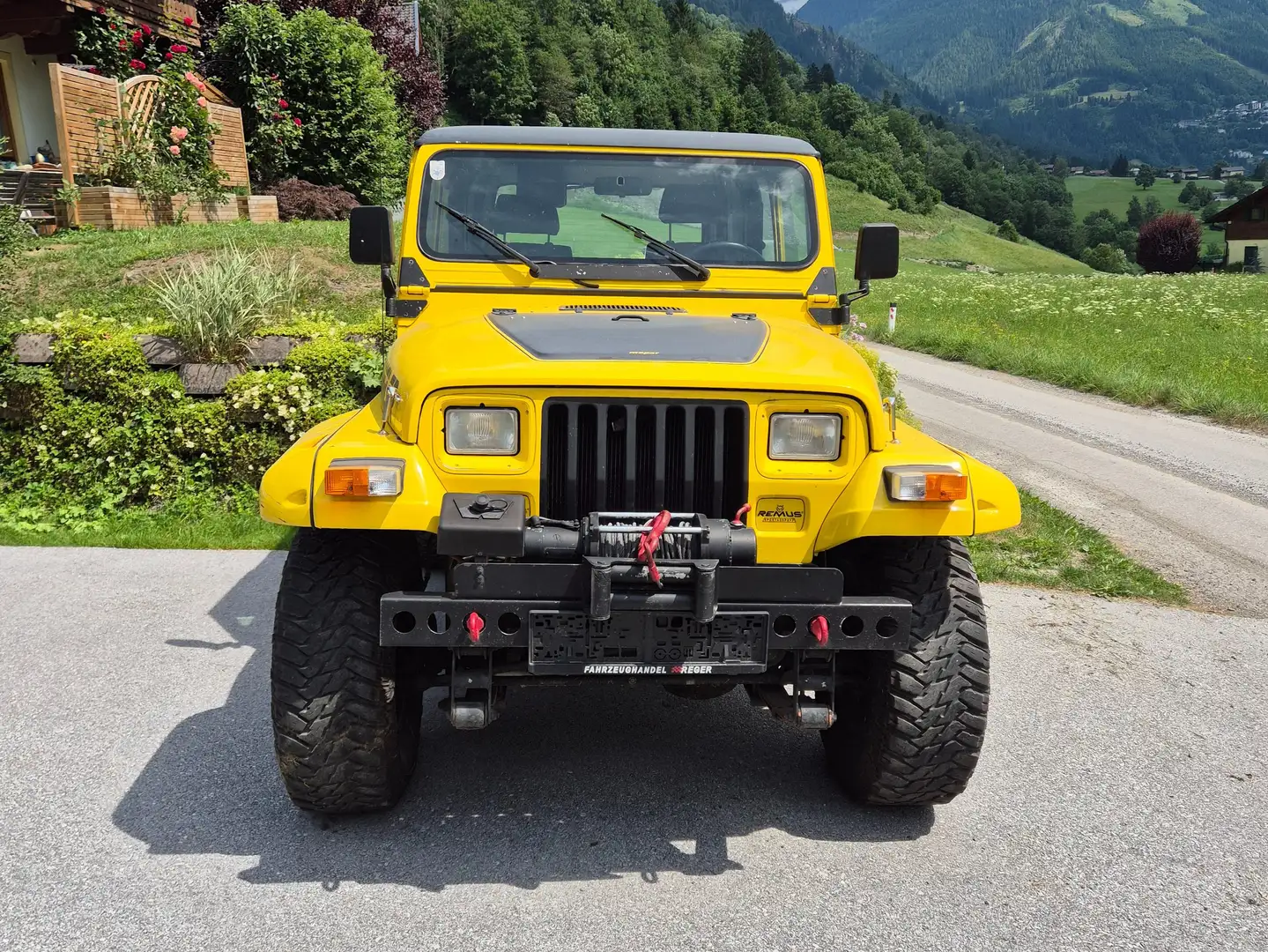 Jeep Wrangler Wrangler 4,0 HardTop Gelb - 2