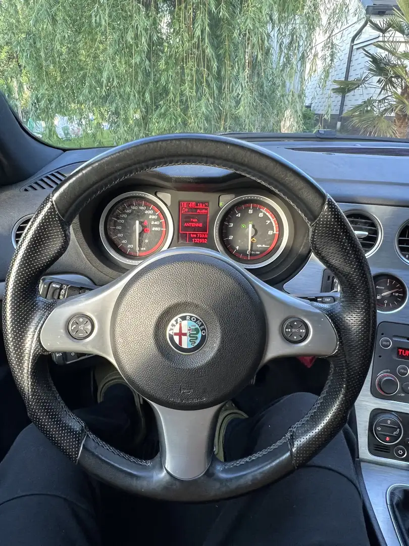 Alfa Romeo 159 TBI Schwarz - 1