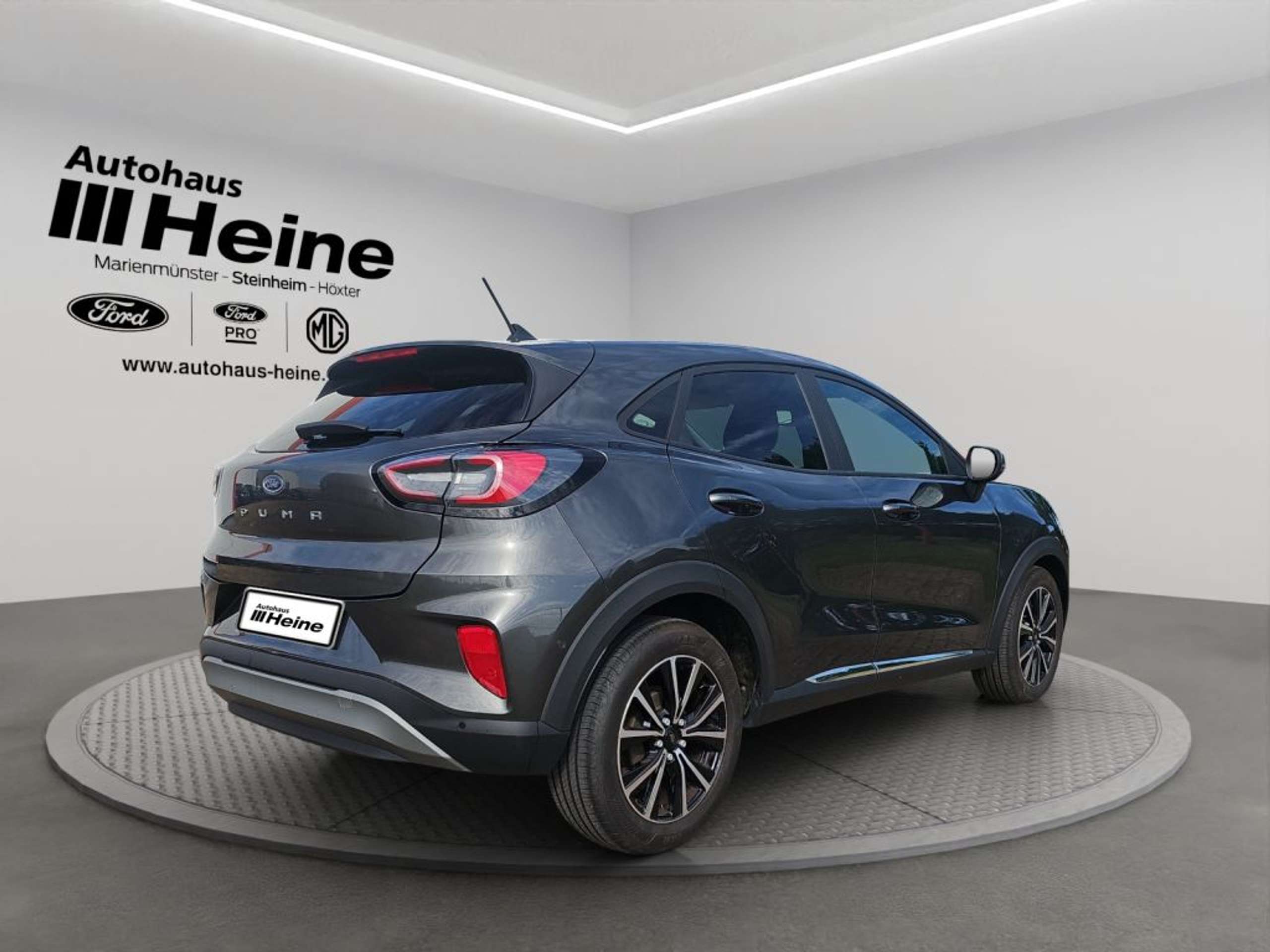 Fahrzeugabbildung Ford Puma TITANIUM 1.0 Ltr. 125 PS MHEV *LED*RFK* - mit KI generiert/bearbeitet
