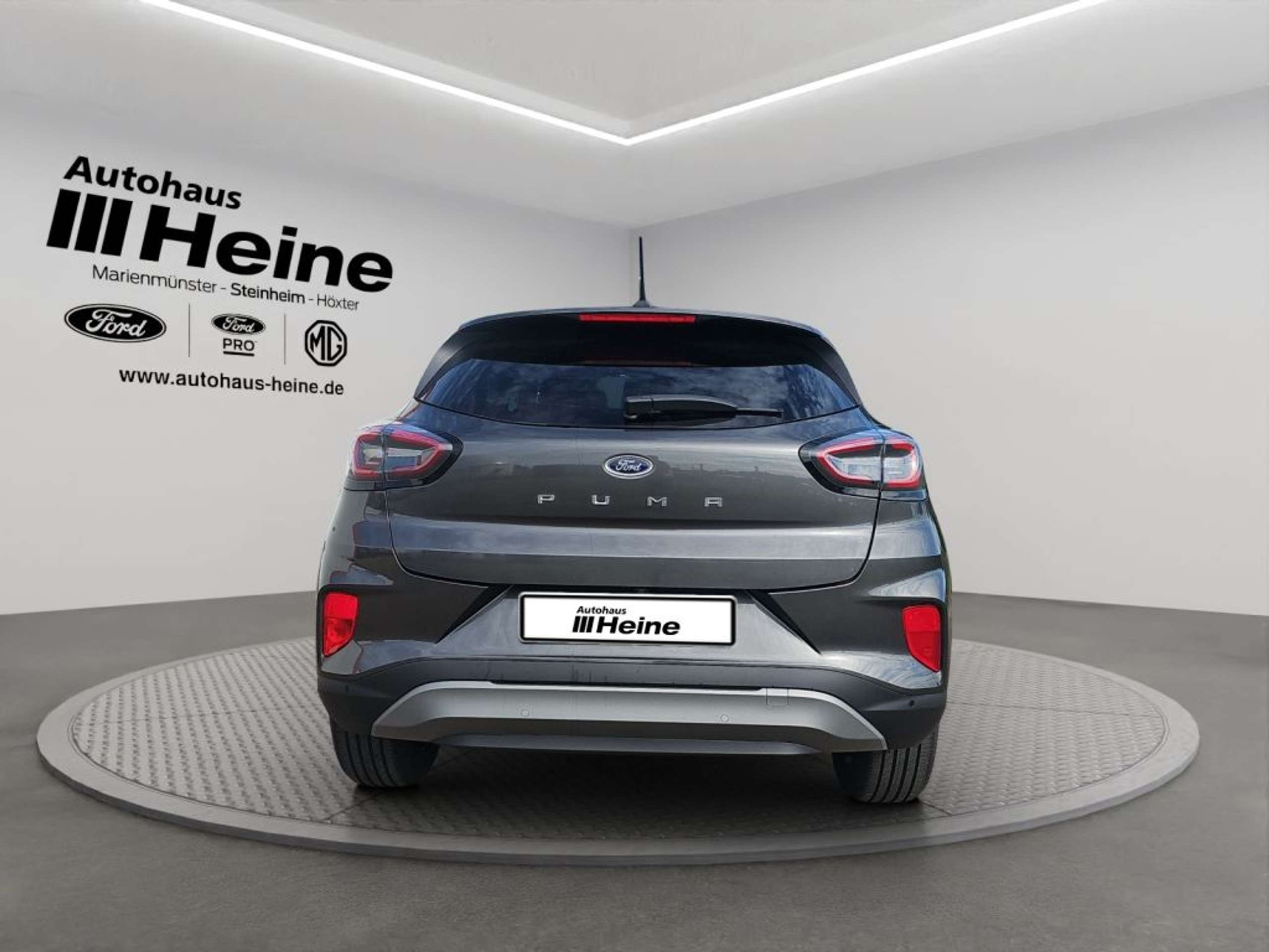 Fahrzeugabbildung Ford Puma TITANIUM 1.0 Ltr. 125 PS MHEV *LED*RFK* - mit KI generiert/bearbeitet