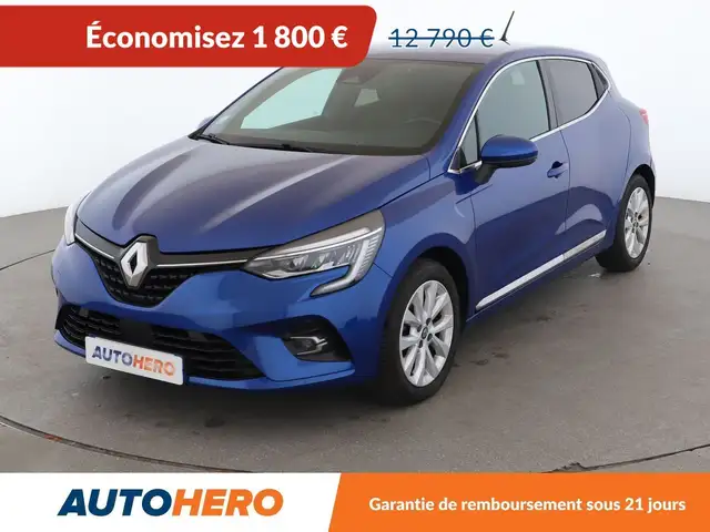 2020 Renault Clio in Blue for sale