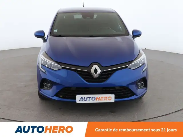 Renault Clio view 9