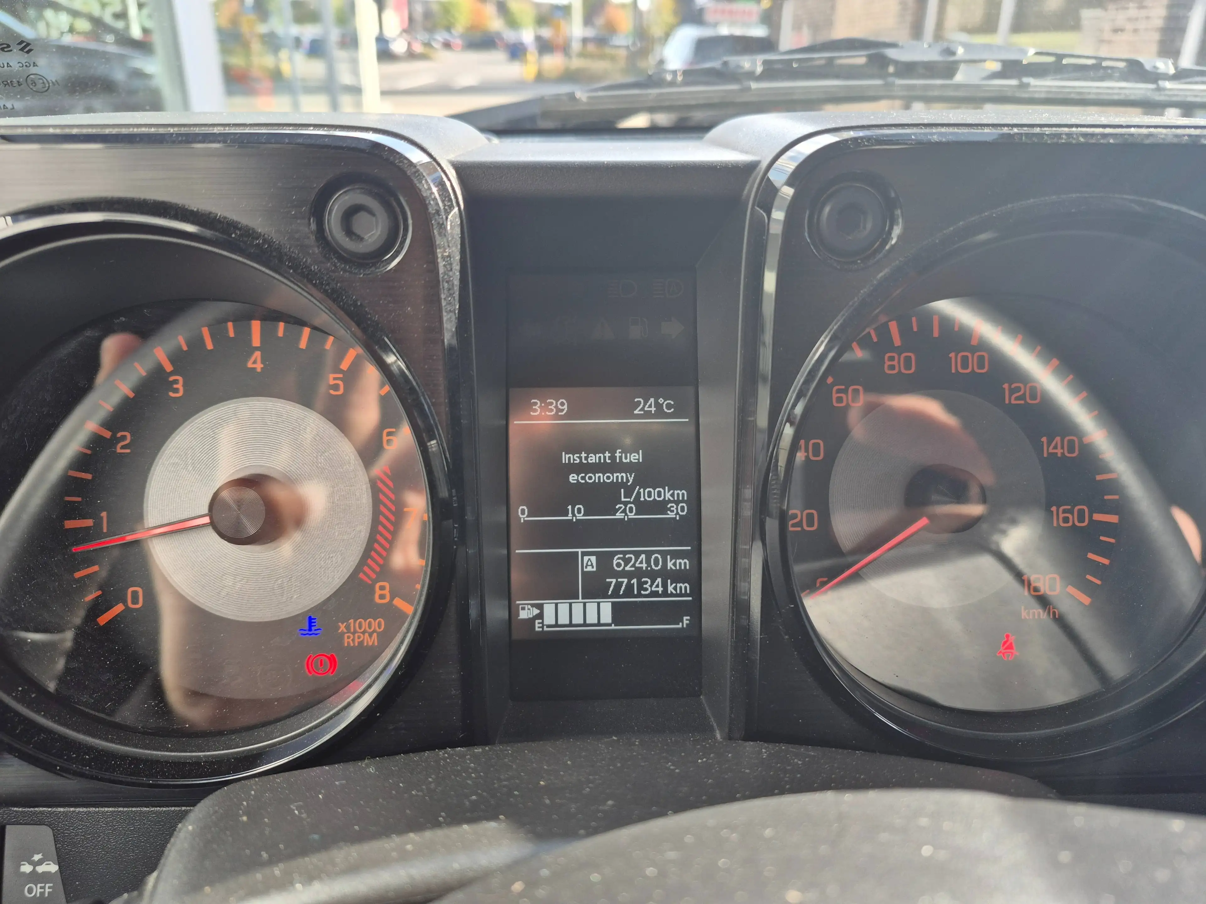 Suzuki Jimny Jimny 1.5i 4x4 GLX — photo 8