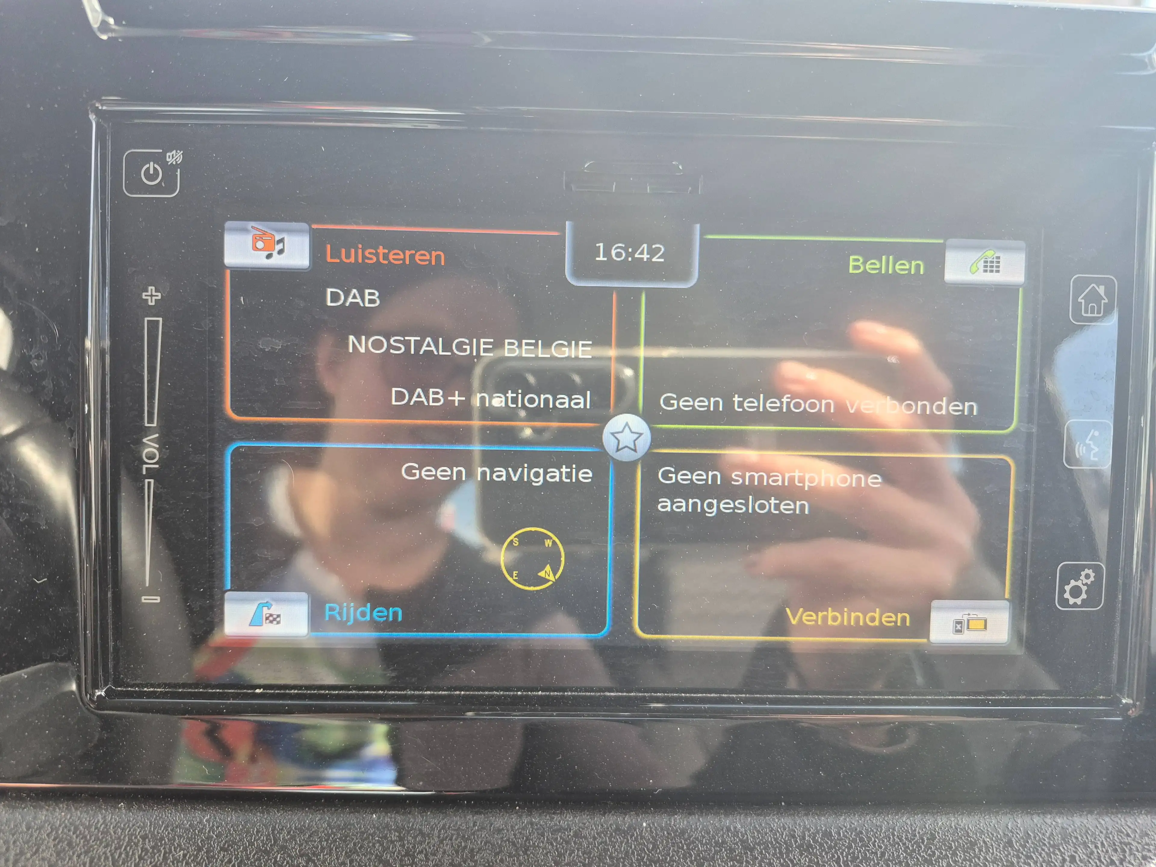 Suzuki Jimny Jimny 1.5i 4x4 GLX — photo 12