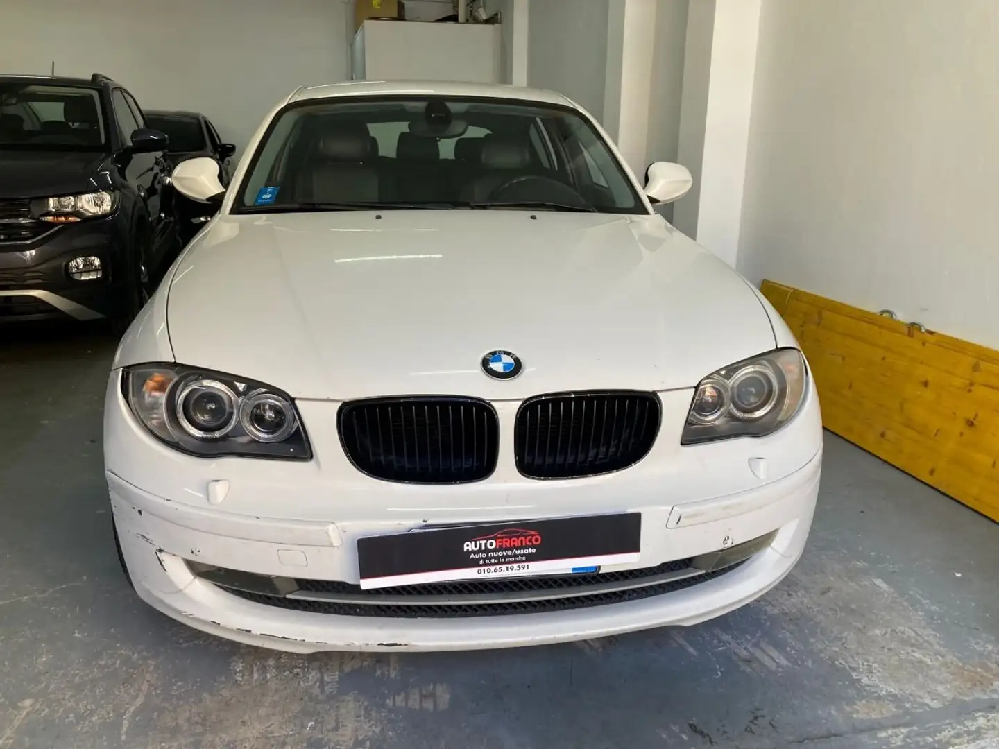 BMW 120 Serie 1 120d 2.0 177cv  5p Attiva dpf Alb - 1