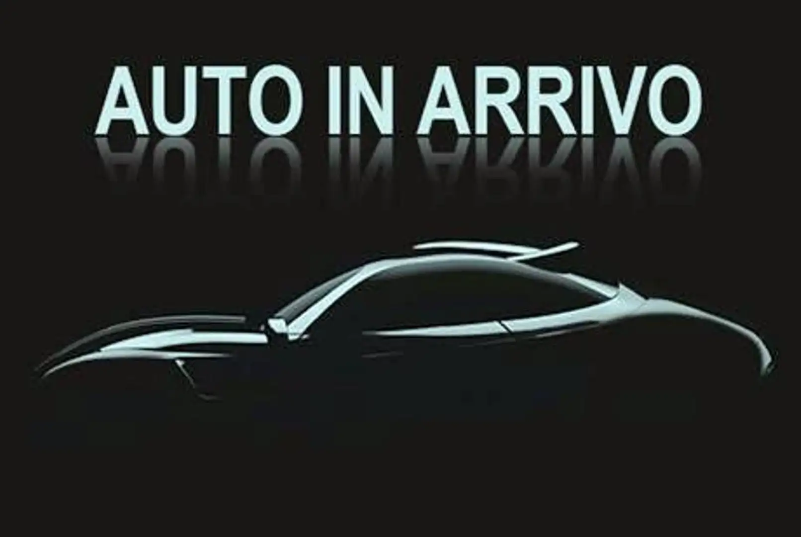 BMW 120 Serie 1 120d 2.0 177cv  5p Attiva dpf Bianco - 1