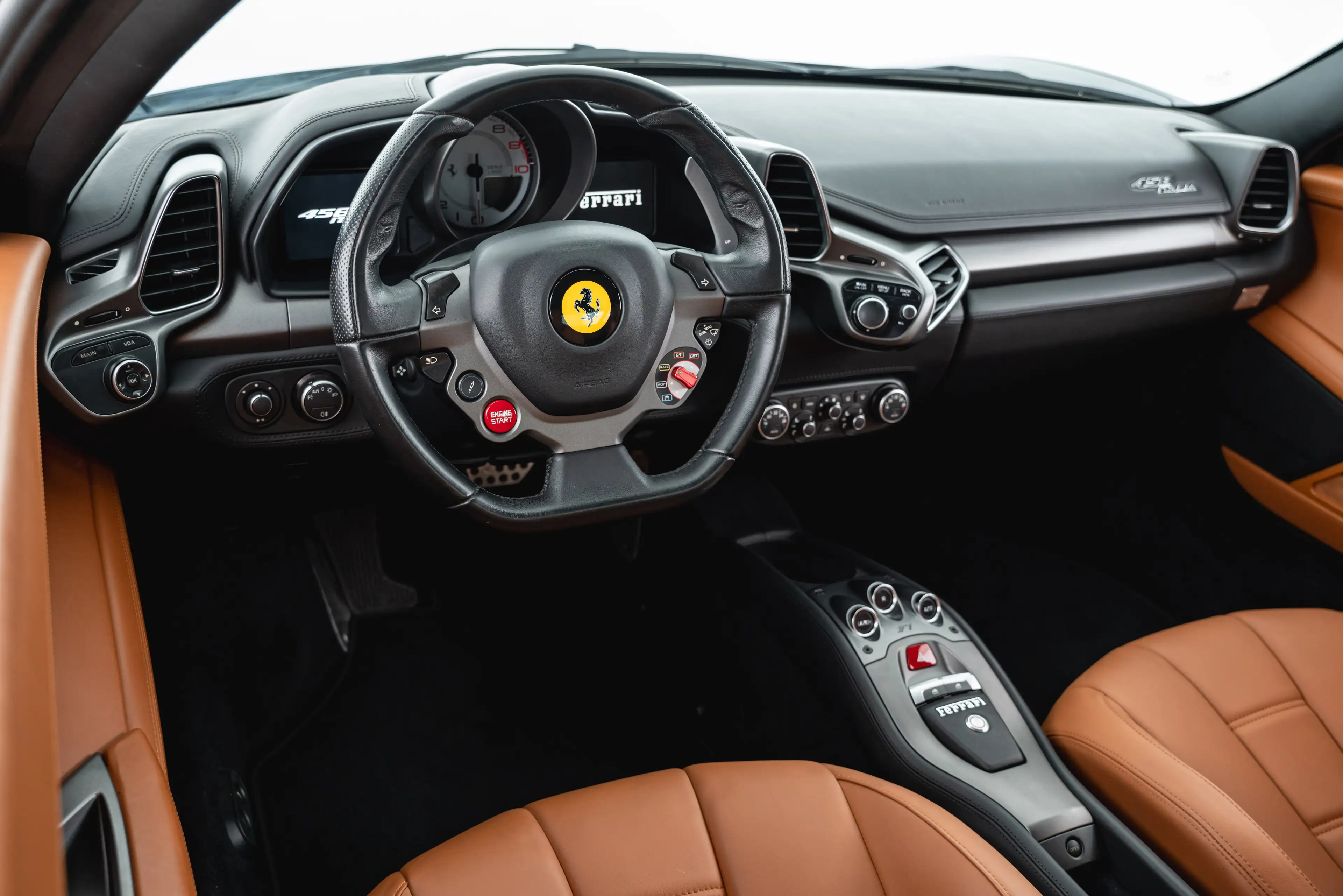 Ferrari 458 Italia — photo 12
