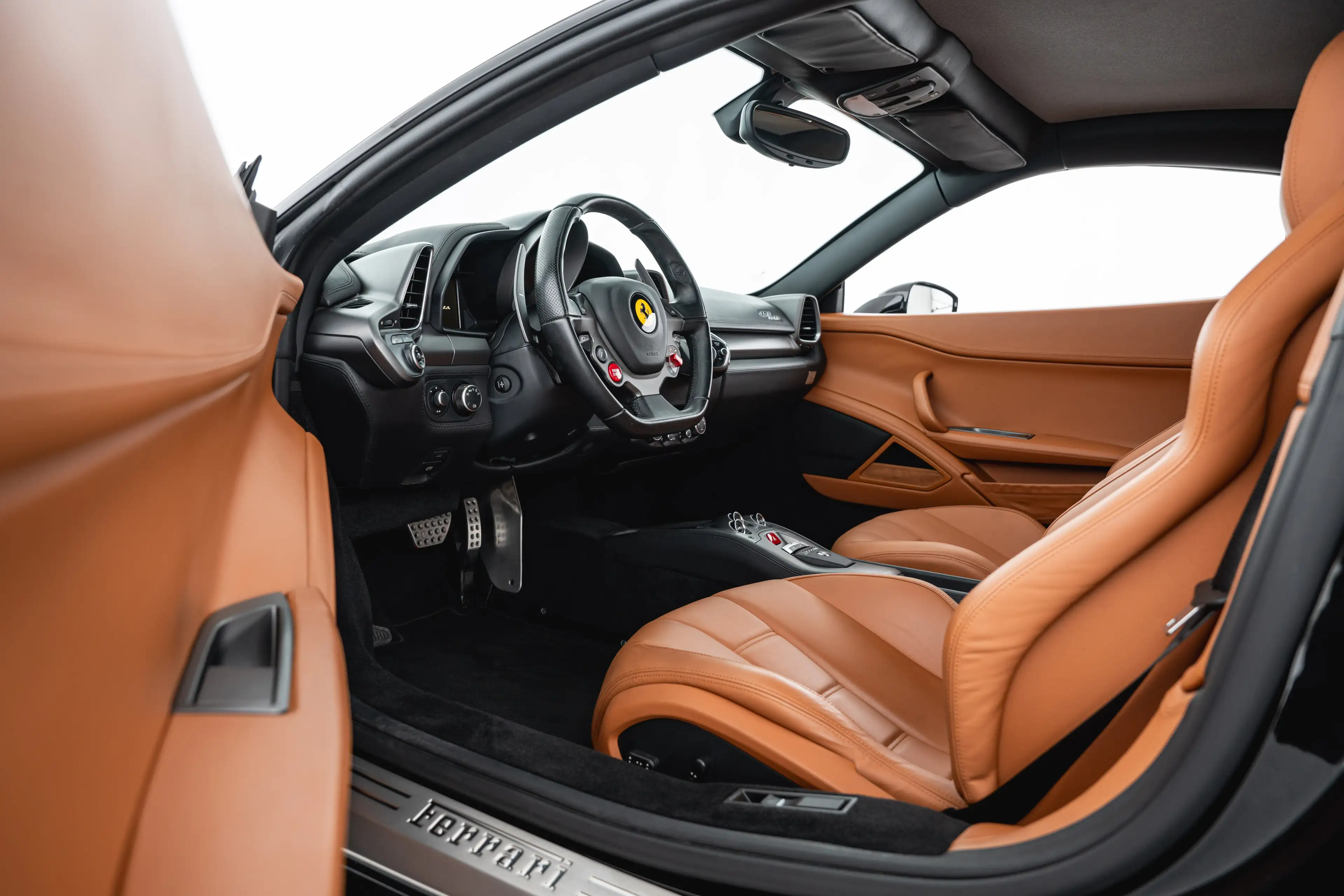 Ferrari 458 Italia — photo 14