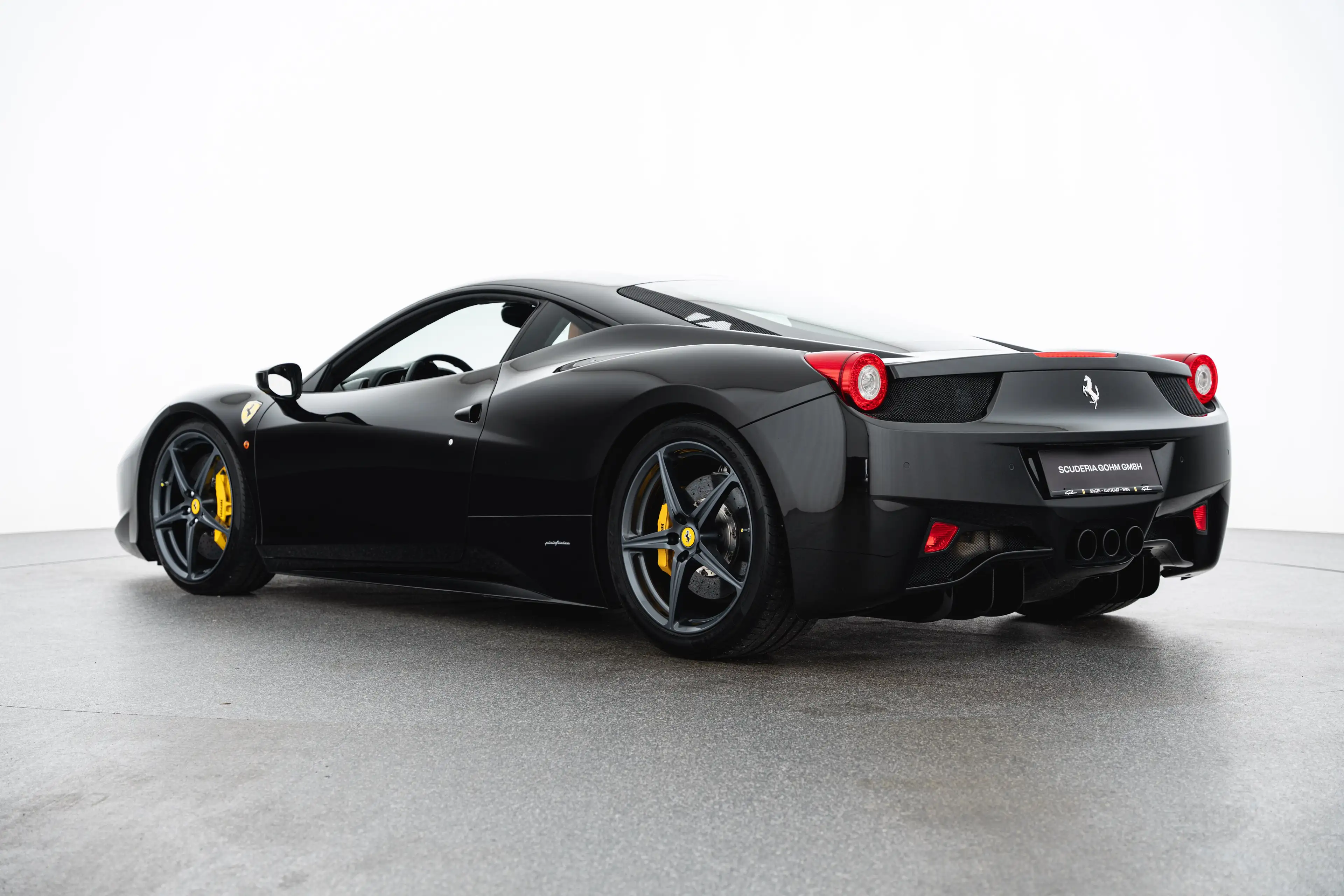 Ferrari 458 Italia — photo 7