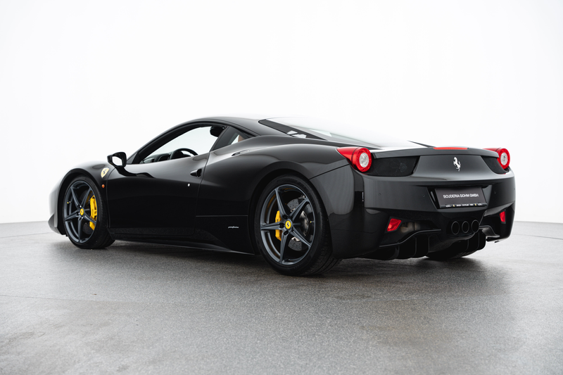 Ferrari 458 Italia — photo 7