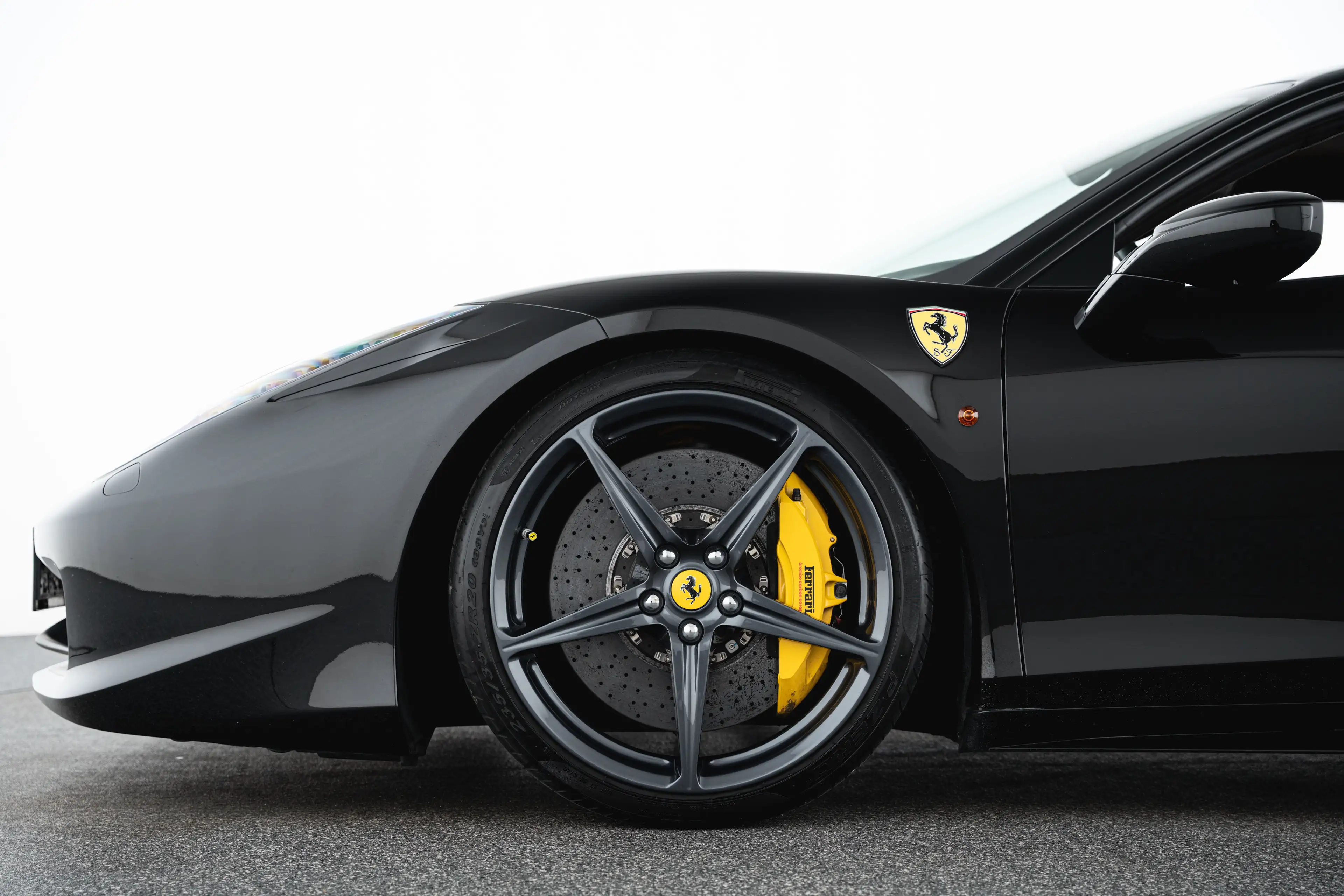 Ferrari 458 Italia — photo 9