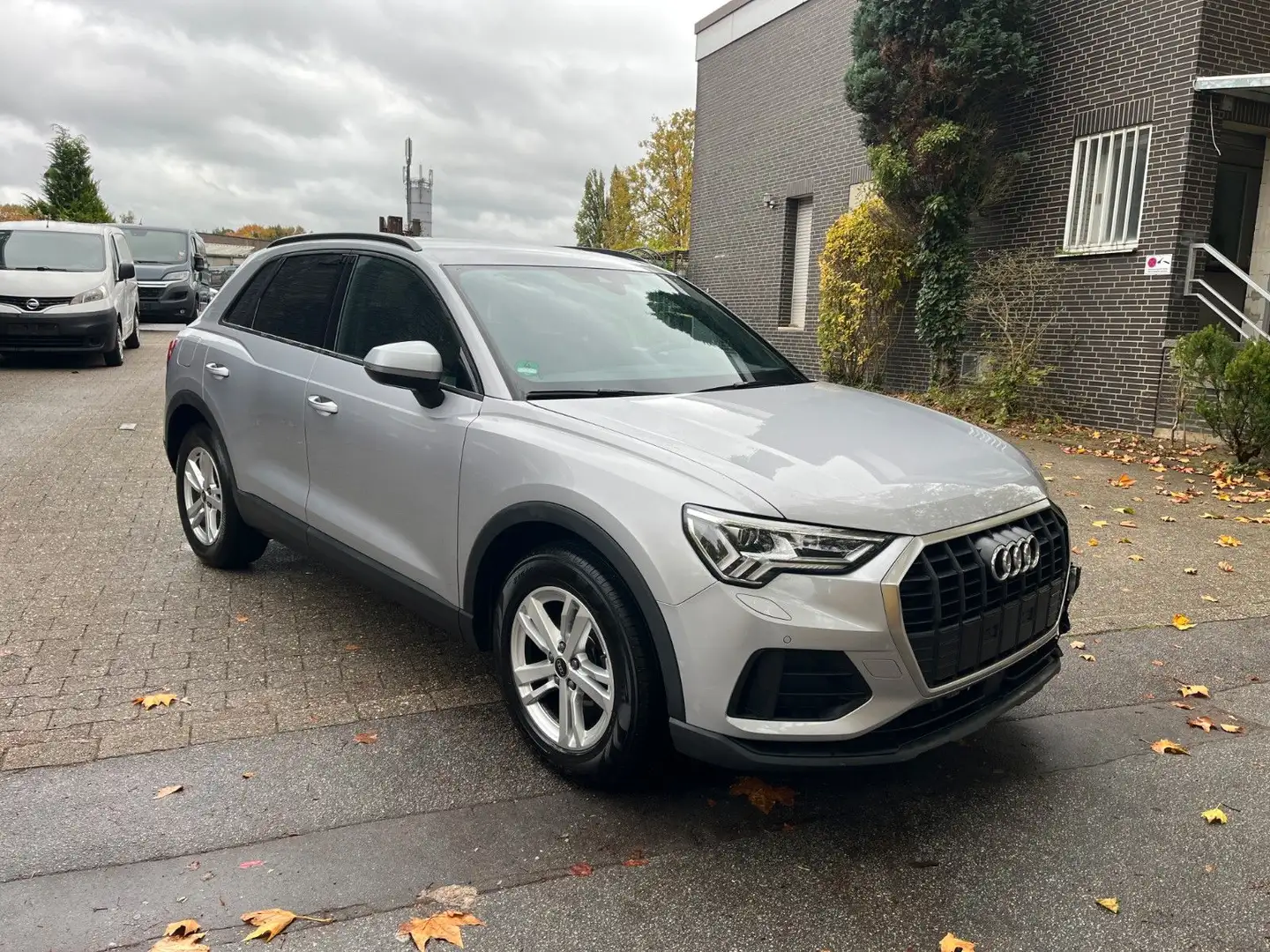 Audi Q3 35 TDI quattro *MATRIX LED*NAVI*SHZ*DSG*PDC* Gris - 1